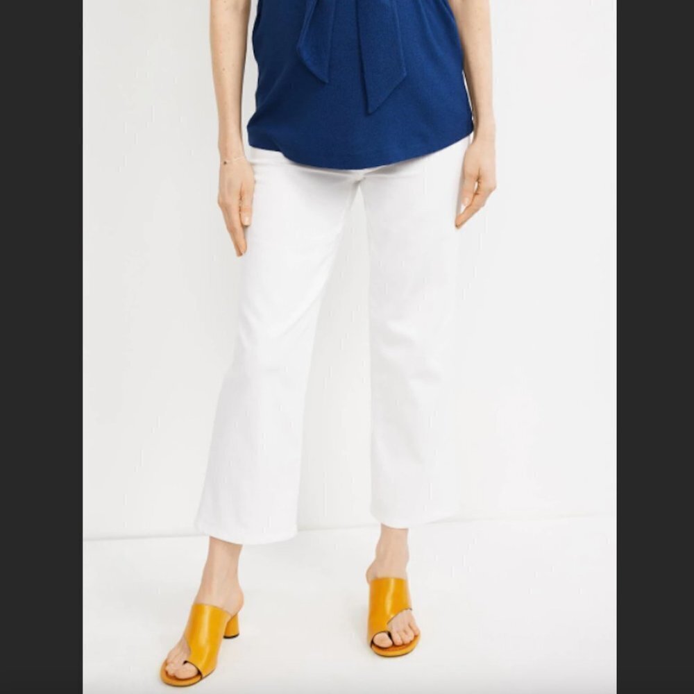 NWT LUXE ESSENTIALS DENIM White McKenzie Crop Straight Leg Maternity Jeans